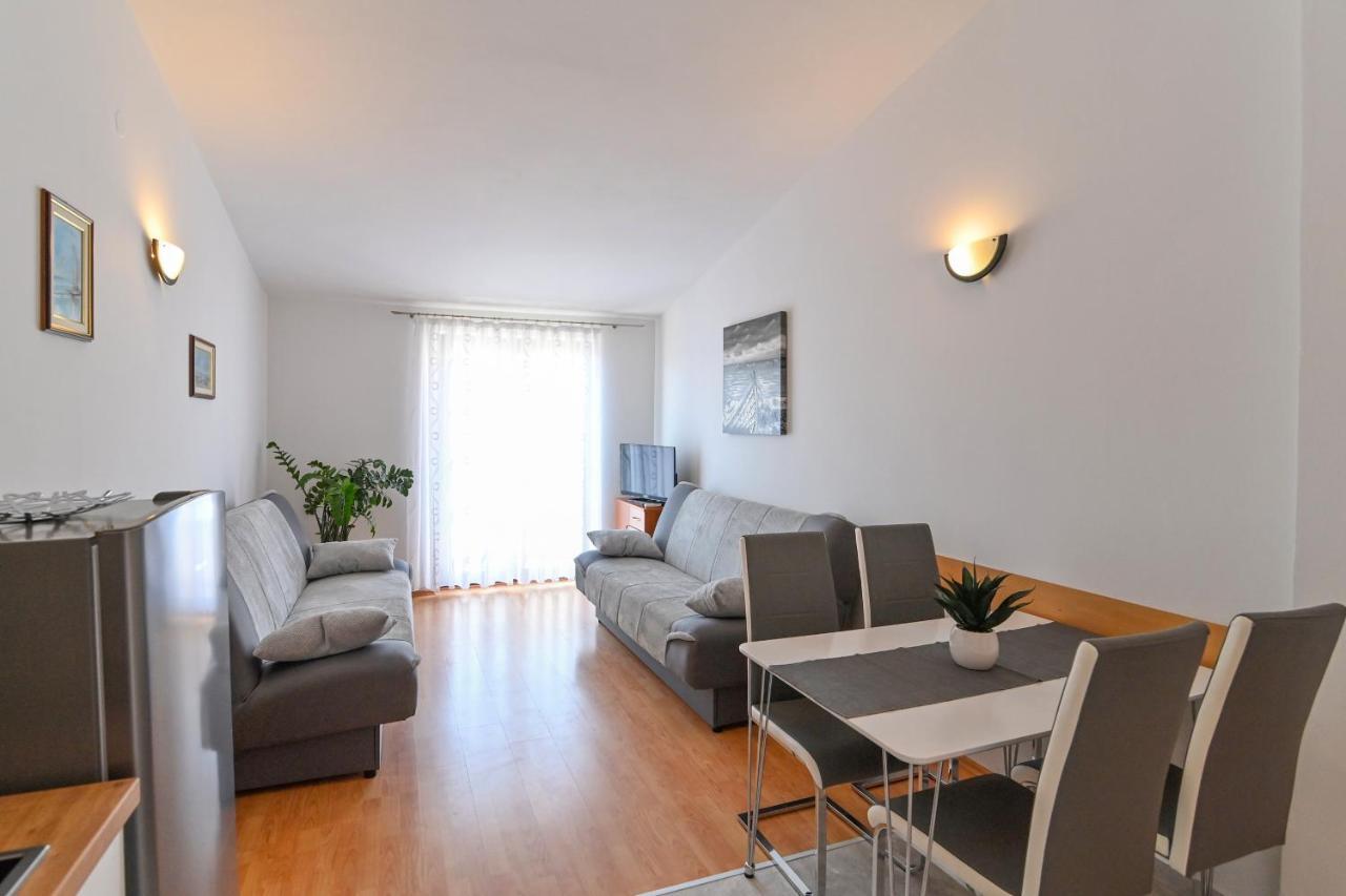 Apartments Andrea I Башка Экстерьер фото
