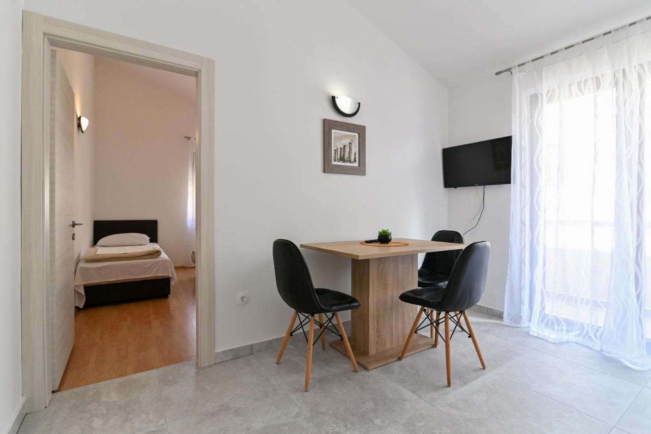 Apartments Andrea I Башка Экстерьер фото