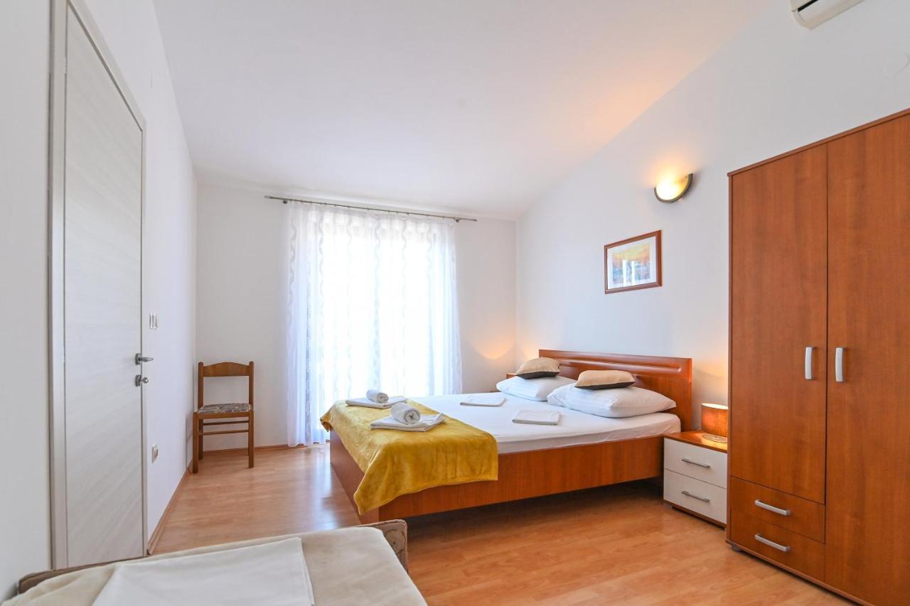 Apartments Andrea I Башка Экстерьер фото